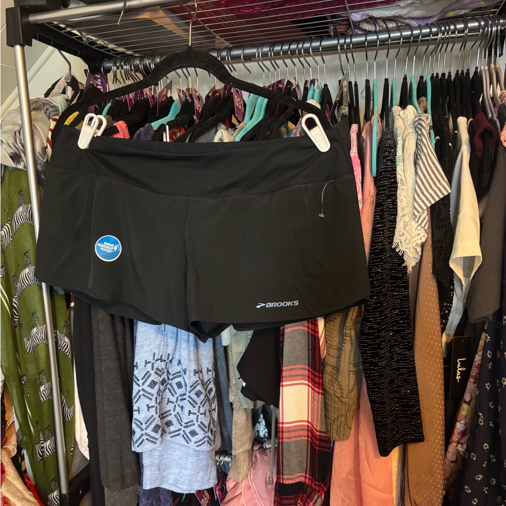 Brooks Women's Black Running Shorts Nwot